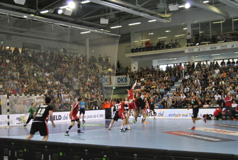 Deutschland-Oesterreich-Schwalbe-Arena-Gummersbach_035