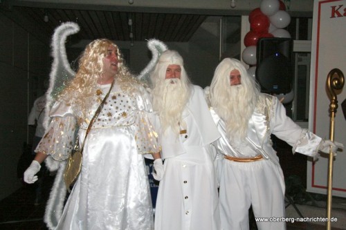 Die "3 himmlischen Boten" mit wallendem Engelshaar und Rauschebärten a la ZZ Top