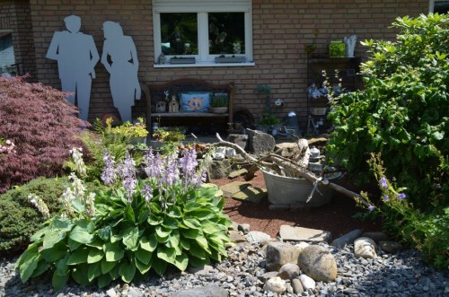 Schon vor dem Haus beginnt der Garten 