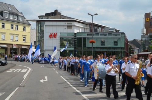 Festumzug Eugen Haas Halle zur Schwalbe Arena / Text und Bilder : Uwe Schlegelmilch