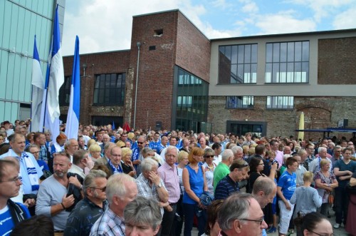 Zuschauer Eröffnung der neuen Schwalbe Arena