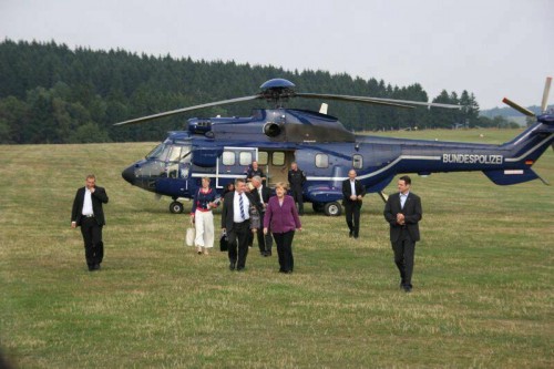 Bundeskanzlerin Angela Merkel landete auf dem Dümpel. Foto: Maik Fröhlich