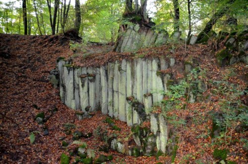 Basaltkrater "Blauer Stein" / Text und Bilder : Uwe Schlegelmilch