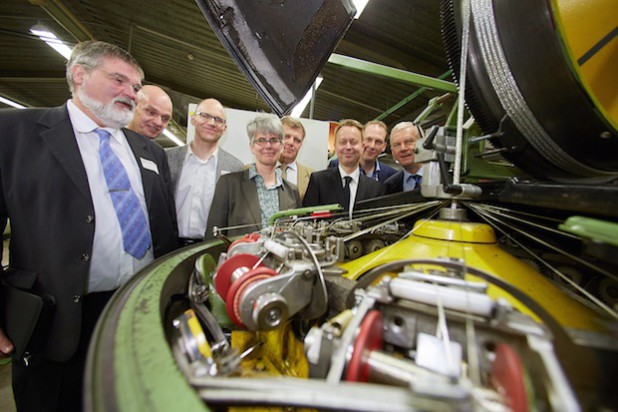 Von links nach rechts: H.P. Boyke, Michael Schultheis, David Guitton, Prpf. Dr-Ing Simone Lake, Volker Jung, Uwe Cujai, Andreas Meuser und Rüdiger Dzuban (Foto: KIO).