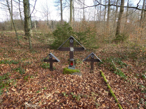 Soldatengräber bei Stentenbach (Foto: C. Buchen)