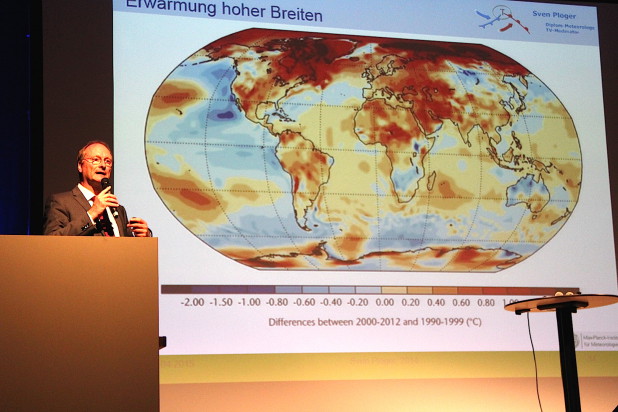 Der Klimawandel ist nachweisbar. Die Erde erwärmt sich bereits merklich, so Sven Plöger auf dem Tag der Erneuerbaren Energien.