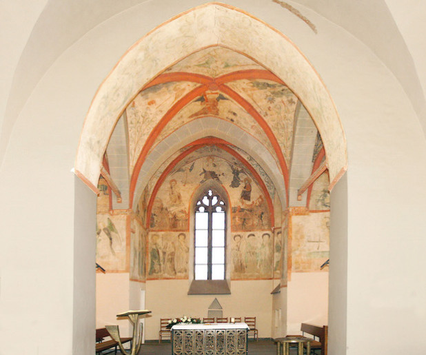Bunte Kirche Marienberghausen (Foto: Thomas-Morus-Akademie, Bensberg)