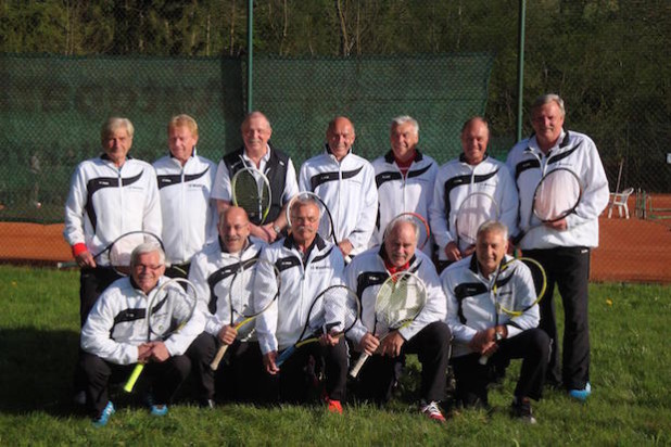 Ein Foto der beiden erfolgreichen Teams (Foto: Juppi Steinfort)