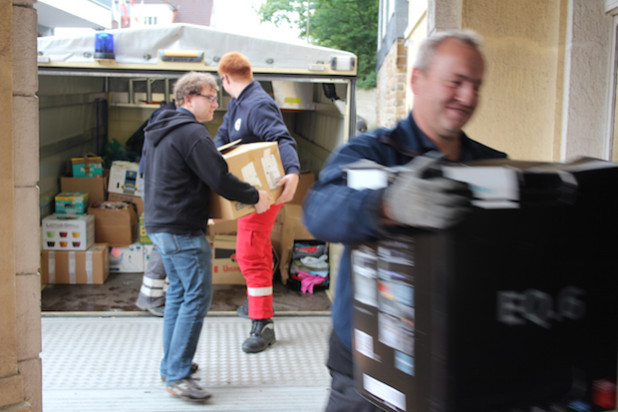 Spendenannahme am Hohenzollernbad in Gummersbach (Foto: OBK).