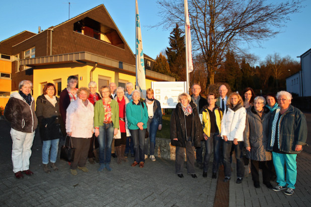 Das Foto zeigt die bisher ausgebildeten Hospizhelfer der Johanniter in Waldbröl (Foto: Johanniter-Unfall-Hilfe e.V.).