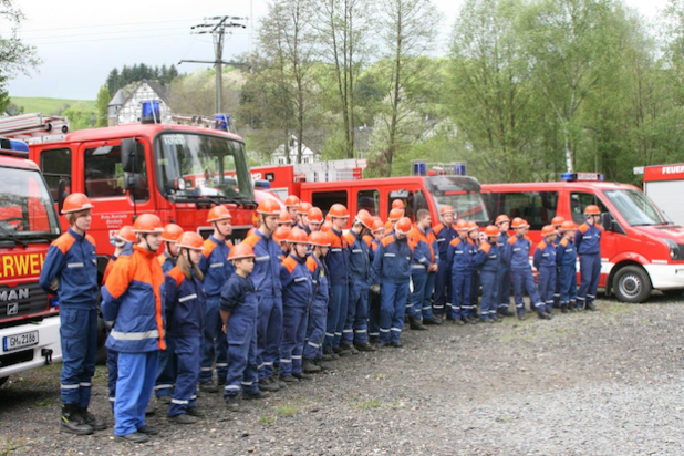 Die Jugendfeuerwehr - Quelle: Christian Stricker/Freiwillige Feuerwehr Morsbach