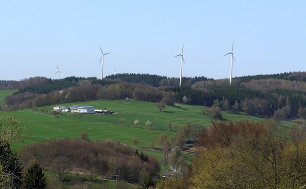 Auch viele Bürger aus den Gemeinden Reichshof und Morsbach sorgen sich um die Planungen von 18 Windrädern im Grenzbereich zur rheinland-pfälzischen Nachbargemeinde Friesenhagen (Quelle: NABU Morsbach)