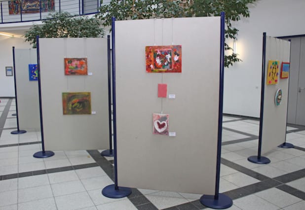 Die Ausstellung zeigt Motive zu verschiedenen Themen. (Foto: OBK)