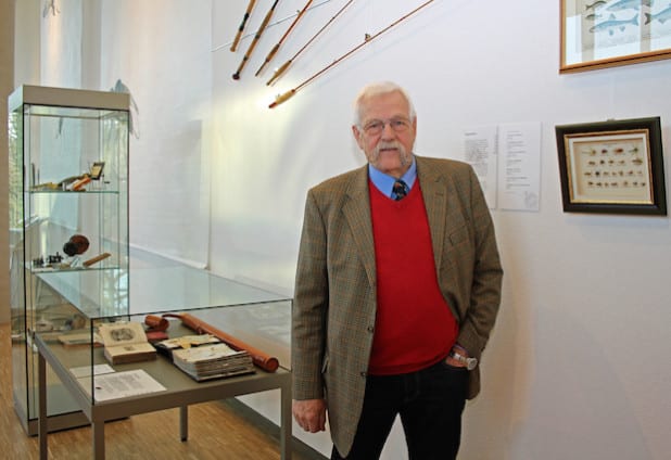 Gerd-Peter Wieditz fischt sein 40 Jahren mit der Kunstfliege und ist ein Meister seines Fachs, im Fliegenfischen wie im Fliegenbinden. (Foto: OBK)