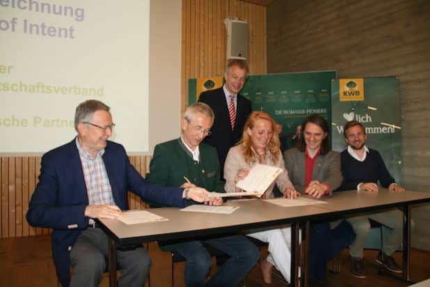 Unterzeichnung Kooperationserklärung metabolon-Nordrhein Westfalen und ZUERST-Team (Quelle: Bergischer Abfallwirtschaftsverband)
