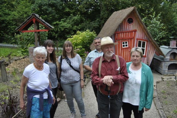 v.l. Maria Schmidt, Karin Schmidt, Anja Ladtke, Günter Morgethum, Dr. Werner Schmidt und Edelthraut Morgenthum.