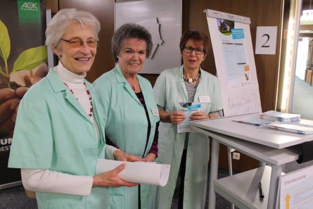 Ehrenamtliche Mitarbeiter: Die "grünen Damen" vom Kreiskrankenhaus Waldbröl. Ehrenamtliche Mitarbeiter: Die "grünen Damen" vom Kreiskrankenhaus Waldbröl.