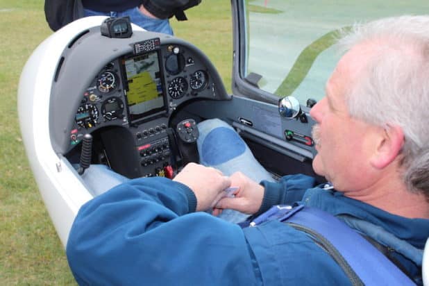 Modernste Technik macht das Fliegen des "Arcus M" sehr einfach.