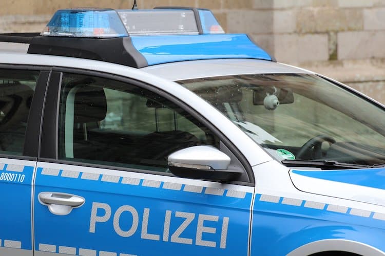 2019-12-07-Polizei-Radfahrer-Fahrzeug-Westtangente-Polizei-Verletzungen-Zigaretten-Seniorin-Betaeubungsmittel-Keyless-Südring-Gewahrsamszelle-Niederklüppelberg-Imbissstube-L299-Kradfahrer-Kleidungsstücken-Ladestrasse