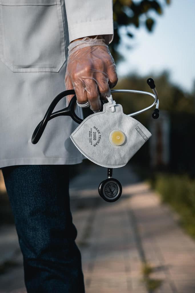 Es herrscht Unzufriedenheit bei den Patienten auf dem Land in Bezug auf die Ärztedichte und die lange Wartezeit bei Terminen.