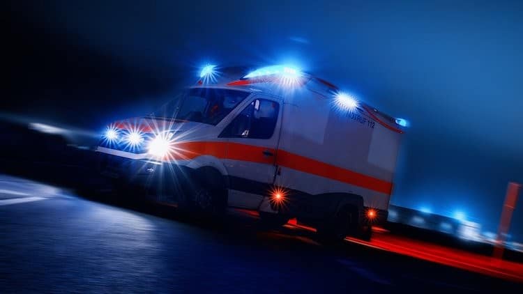 2020-12-08-Alleinunfall-Auffahrunfall-Verkehrsunfall-Radfahrer-Autofahrer-LKW