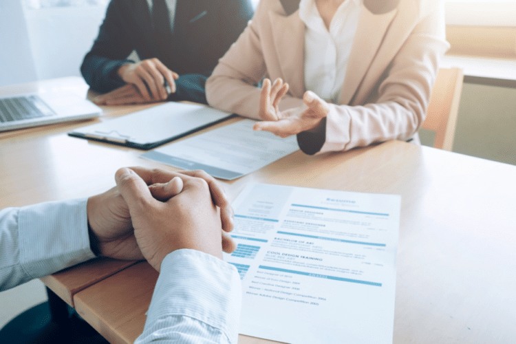 Arbeiten auch ohne Ausbildung? Verschiedenes