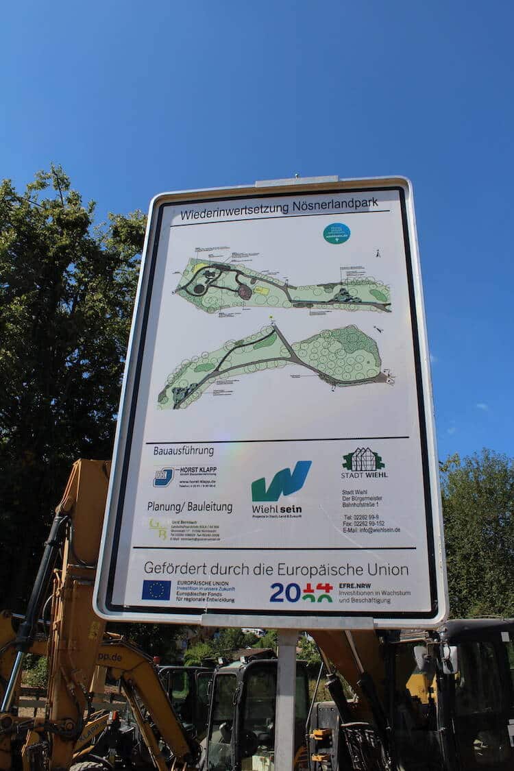 2022-08-26-Noesnerlandpark-Schild